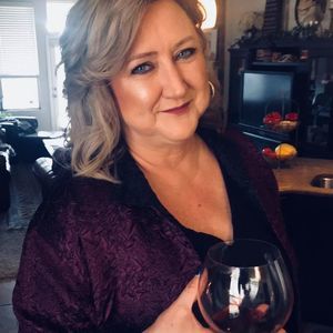 Meet your Posher, Pamela